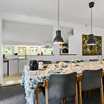 6 Bedroom Lovely In * Skibby