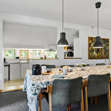 6 Bedroom Lovely In * Skibby