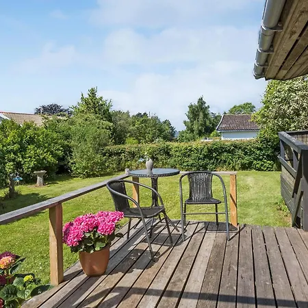 6 Bedroom Lovely In Nyaraló *