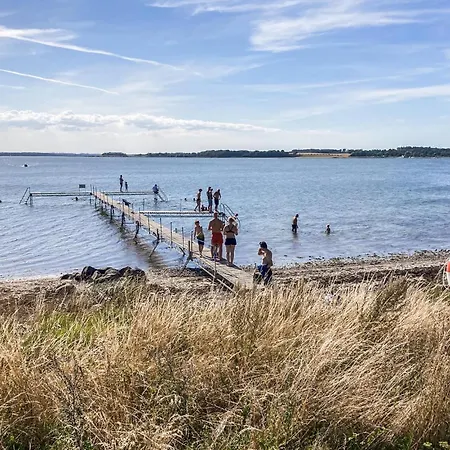 6 Bedroom Lovely In Nyaraló *