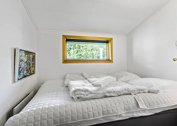 6 Bedroom Lovely In Feriehus
